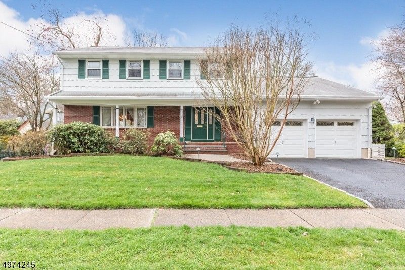 Sold By Sharon Stories: Alicia and Matt, Cranford NJ Sold By Sharon Stories: Alicia and Matt